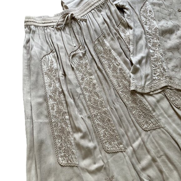 Easy Wear by Empress Maxi Skirt 2pc Set w/Bell Sleeve Blouse Embroidered Beige - Picture 2 of 13